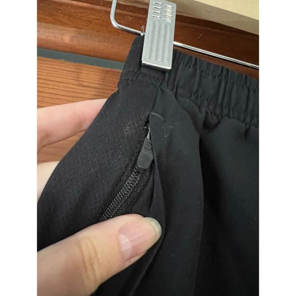 Gymshark Men’s Arrival 5” Athletic Lightweight Slim Fit Shorts Black Size S - Picture 4 of 9